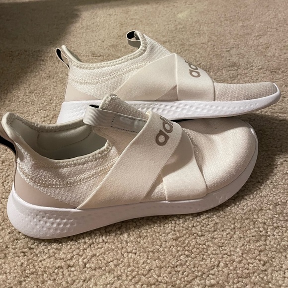 Adidas Cloud Foam Slip-On Sneakers - Picture 2 of 6
